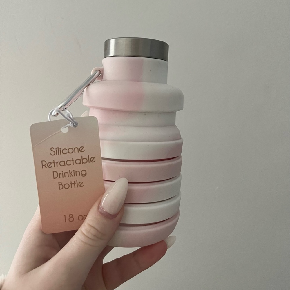 Francesca‘s Silicone Retractable Drinking Bottle - Pink and White 18 oz
